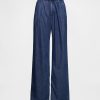 365 Pantaloni cu pliuri UltraSoft din denim cu talie mare 365 Pantaloni cu pliuri UltraSoft din denim cu talie mare