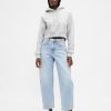 Blugi Crop Barrel cu talie mare Blugi Crop Barrel cu talie mare