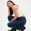 Blugi drepti și subțiri din anii ’90 cu talie înaltă Blugi drepti și subțiri din anii ’90 cu talie înaltă