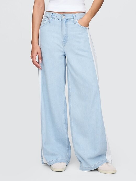 Blugi largi UltraSoft cu talie medie Blugi largi UltraSoft cu talie medie