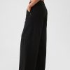 Blugi largi UltraSoft cu talie medie Blugi largi UltraSoft cu talie medie