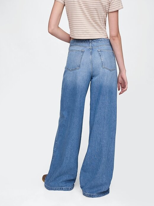 Blugi largi UltraSoft cu talie medie Blugi largi UltraSoft cu talie medie