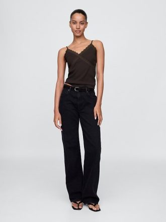 Camisă crop cu garnitură din dantelă