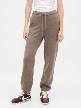CashSoft Sweater Joggeri