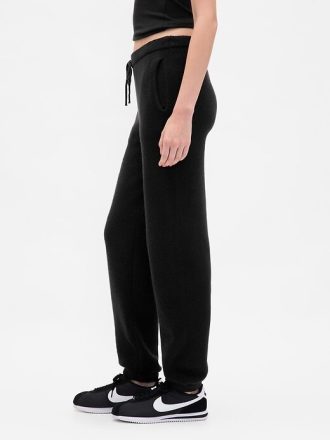 CashSoft Sweater Joggeri