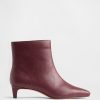 Cizme ascuțite Kitten Heel Cizme ascuțite Kitten Heel