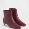 Cizme ascuțite Kitten Heel Cizme ascuțite Kitten Heel