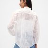 Cămașă cu flori din voile transparent