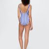 Costum de baie cu decolteu Costum de baie cu decolteu