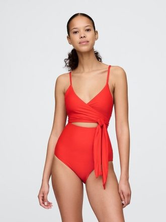 Costum de baie dintr-o singură piesă cu decupaj cu noduri