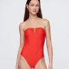 Costum de baie fără bretele Costum de baie fără bretele