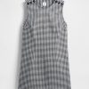Gap × DÔEN Rochie Mini din Denim Gingham Gap × DÔEN Rochie Mini din Denim Gingham