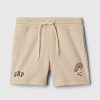 Gap × Pantaloni scurți pentru transpirație VintageSoft Disney pentru bebeluși și copii mici Gap × Pantaloni scurți pentru transpirație VintageSoft Disney pentru bebeluși și copii mici