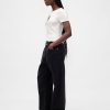 Gap × Tricou modern mic și mic de la Disney Tim Burton, Coșmar înainte de Crăciun