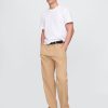 Loose Khakis moderni din anii ’90