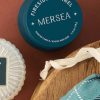 Lumânare de tablă pentru magazin de jucării Mersea Fireside Flannel Lumânare de tablă pentru magazin de jucării Mersea Fireside Flannel