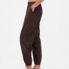 Pantaloni de jogging GapFit Tech cu talie mare cu fermoar Pantaloni de jogging GapFit Tech cu talie mare cu fermoar