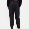 Pantaloni de jogging GapFit Tech cu talie mare cu fermoar Pantaloni de jogging GapFit Tech cu talie mare cu fermoar