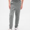 Pantaloni de jogging GapFit Tech cu uscare rapidă pentru copii Pantaloni de jogging GapFit Tech cu uscare rapidă pentru copii