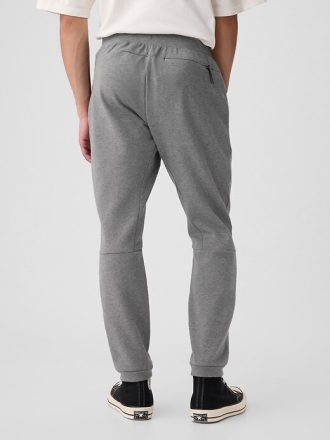 Pantaloni de jogging GapFit Tech Slim Pantaloni de jogging GapFit Tech Slim
