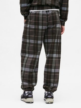Pantaloni de jogging grei