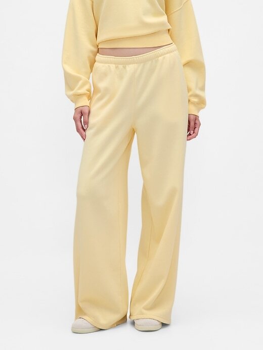 Pantaloni de sport cu picioare largi VintageSoft Pantaloni de sport cu picioare largi VintageSoft