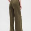 Pantaloni de sport cu picioare largi VintageSoft Pantaloni de sport cu picioare largi VintageSoft