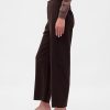 Pantaloni drepti de sarg cu talie mare Pantaloni drepti de sarg cu talie mare