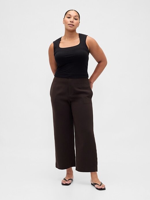Pantaloni drepti de sarg cu talie mare Pantaloni drepti de sarg cu talie mare