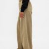 Pantaloni largi cu talie medie Pantaloni largi cu talie medie