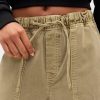 Pantaloni largi cu talie medie Pantaloni largi cu talie medie