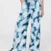 Pantaloni largi pentru copii, ultrasoft, din denim tie-dye Pantaloni largi pentru copii, ultrasoft, din denim tie-dye