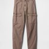 Pantaloni largi utili