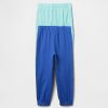 Pantaloni pentru bebeluși și copii mici, amestecați și potriviți (pachet de 2) Pantaloni pentru bebeluși și copii mici, amestecați și potriviți (pachet de 2)