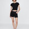 Pantaloni scurți cu tăiere relaxată UltraSoft cu talie medie de 4 inchi Pantaloni scurți cu tăiere relaxată UltraSoft cu talie medie de 4 inchi