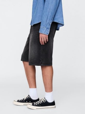 Pantaloni scurți din denim largi de 10,5 inchi