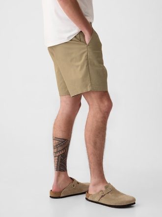 Pantaloni scurți moderni de 8″.