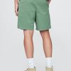 Pantaloni scurți moderni de 8″. Pantaloni scurți moderni de 8″.