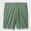 Pantaloni scurți moderni de 8″. Pantaloni scurți moderni de 8″.