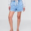 Pantaloni scurti din denim ușor Pantaloni scurti din denim ușor