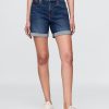 Pantaloni scurti prietene din denim cu talie medie de 5 inchi Pantaloni scurti prietene din denim cu talie medie de 5 inchi
