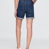 Pantaloni scurti prietene din denim cu talie medie de 5 inchi Pantaloni scurti prietene din denim cu talie medie de 5 inchi