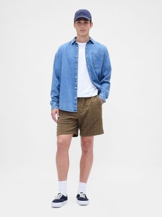 Pantaloni scurti ușori texturați de 7 inchi