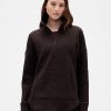 Pulover cu jumătate de fermoar din jacquard matlasat GapFit Pulover cu jumătate de fermoar din jacquard matlasat GapFit