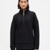 Pulover cu jumătate de fermoar din jacquard matlasat GapFit Pulover cu jumătate de fermoar din jacquard matlasat GapFit