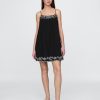 Rochie leagăn brodat din tifon de bumbac Rochie leagăn brodat din tifon de bumbac