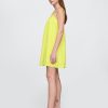 Rochie leagăn brodat din tifon de bumbac