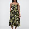 Rochie maxi cu decolteu în V floral Rochie maxi cu decolteu în V floral