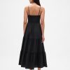 Rochie maxi cu etaje cu cravată în față Rochie maxi cu etaje cu cravată în față
