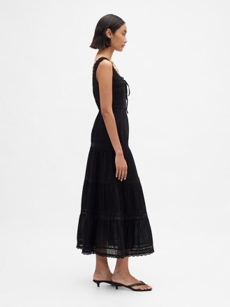 Rochie maxi cu etaje cu dantelă